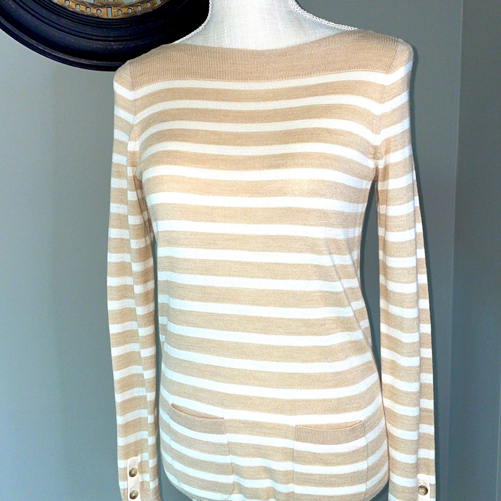 Womens LOFT xs soft tan and white sweater